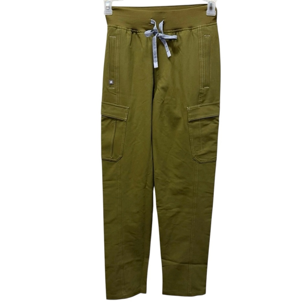 FIGS Tapered Cargo Scrub Pants NWT